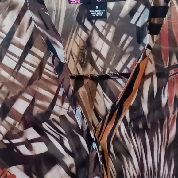 Peck & Peck sheer top - Picture 2 of 7